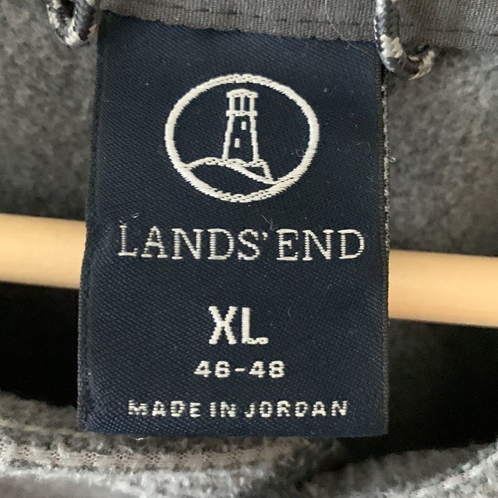 Lands End pullover  - Picture 2 of 4